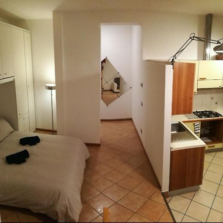 Farolfi Apartments Carracci Bologna Luaran gambar