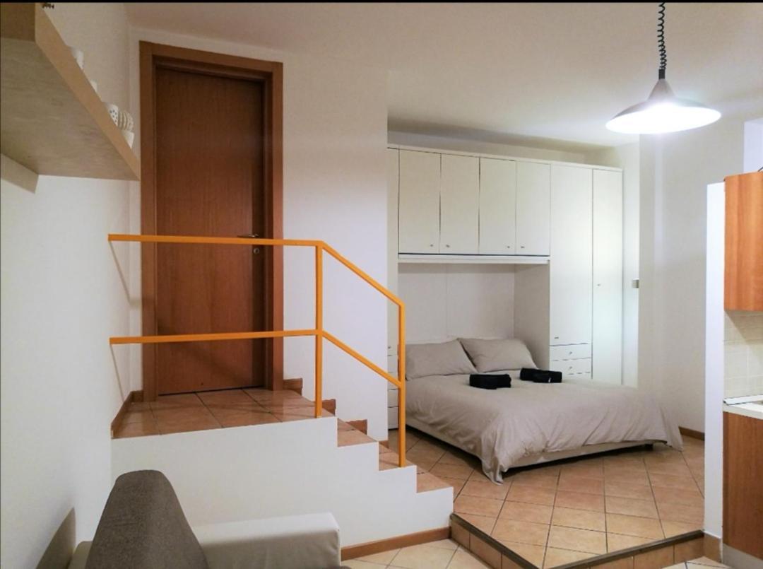 Farolfi Apartments Carracci Bologna Luaran gambar