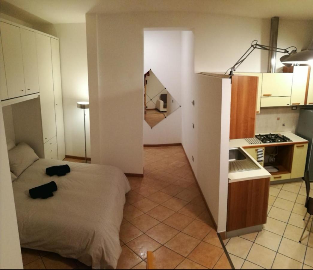 Farolfi Apartments Carracci Bologna Luaran gambar