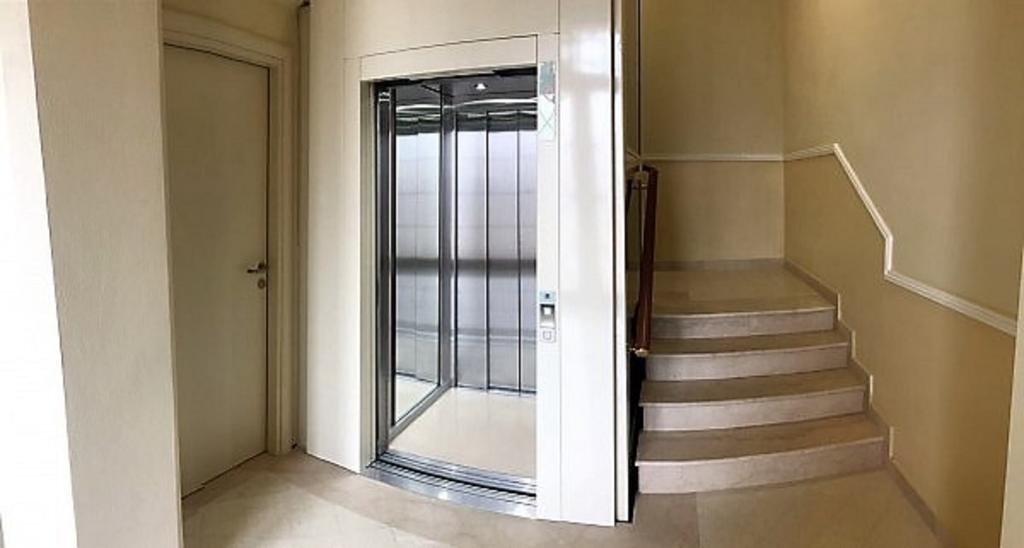 Farolfi Apartments Carracci Bologna Luaran gambar
